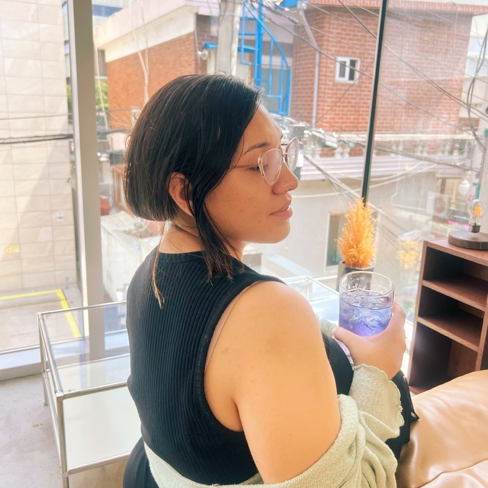 Meet your Posher, Emely
